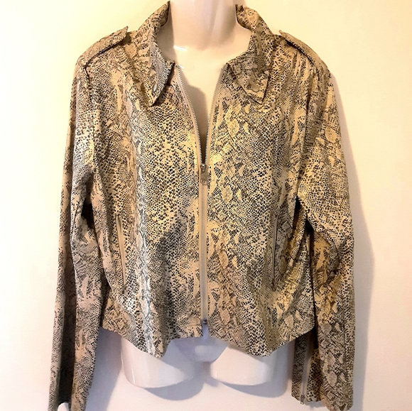 Who's There Python Print Moto Military Jacket Size Large NWOT - Picture 3 of 15